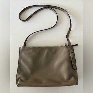 Banana Republic crossbody shoulder bag
